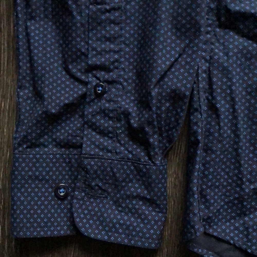 Beverly Hills Polo Club Button Down Shirt - Picture 4 of 7